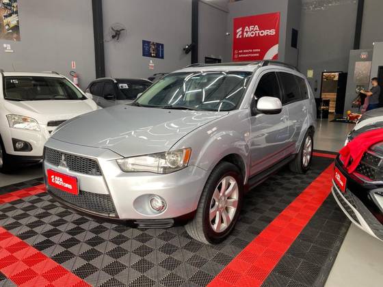 MITSUBISHI OUTLANDER 2.0 16V GASOLINA 4P AUTOMÁTICO MITSUBISHI OUTLANDER 2.0 16V GASOLINA 4P AUTOMÁTICO